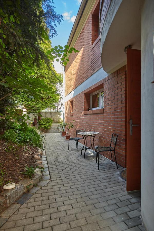 Villa In Bio Garden - You Will Save Money Here Prag Exterior foto
